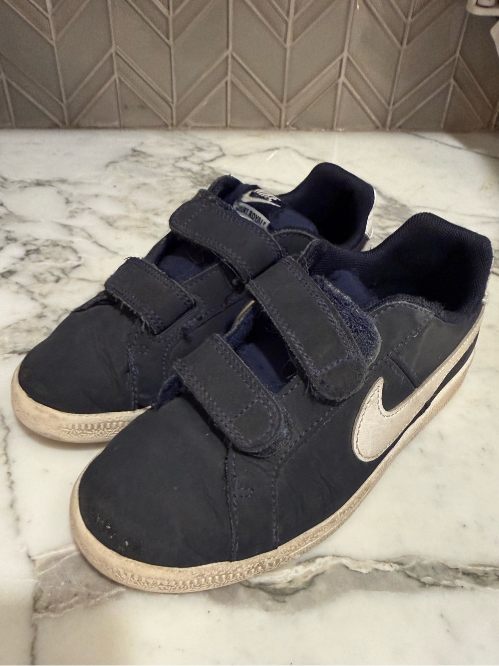 $12 ADD O Nike‎ Court Royale Boys Navy Blue Hook Loop Sneakers Size 12C
